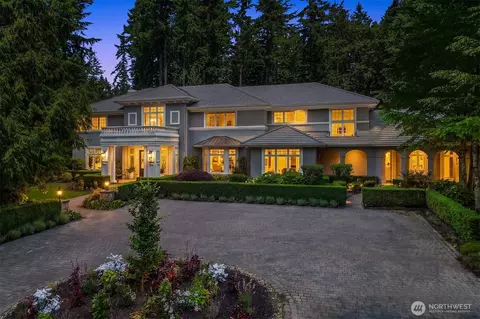 18049 NE 143rd Pl, Woodinville, WA 98072