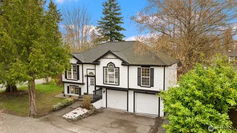 22057 SE 269th Pl, Maple Valley, WA 98038