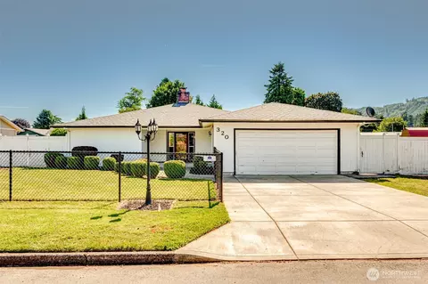 320 Fir Ave, Woodland, WA 98674
