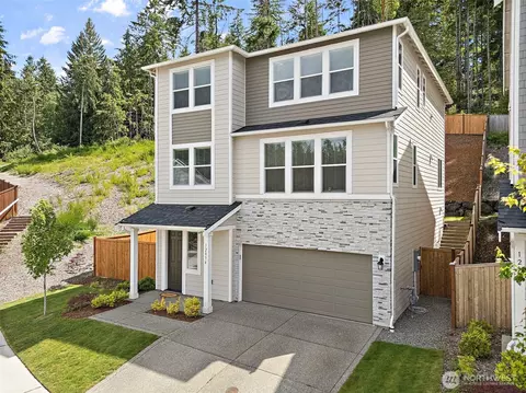 12836 Jammer Pl NW, Silverdale, WA 98383