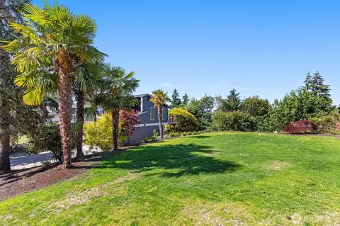 Exterior - 9100 Olympic View Dr, Edmonds, WA 98026 photo 3 of 5
