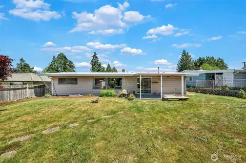 26845 15th Ave S, Des Moines, WA 98198