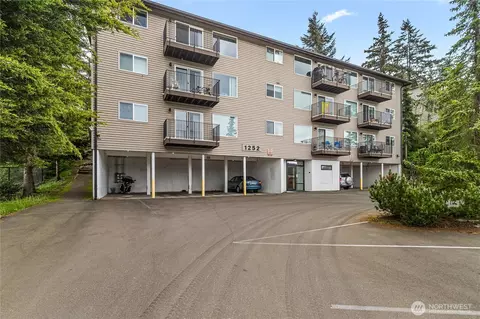 1252 Nevada St, Bellingham, WA 98226