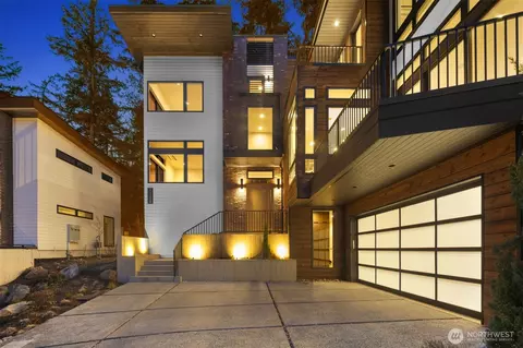 7128 NE 119th Pl, Kirkland, WA 98034