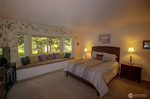 Bedroom - 226 Hurricane Ridge Dr, Sequim, WA 98382 photo 1 of 8
