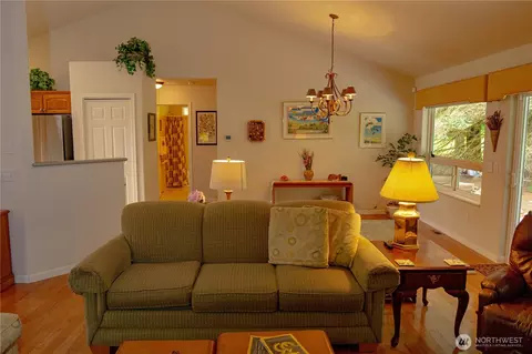 Living - 226 Hurricane Ridge Dr, Sequim, WA 98382 photo 4 of 4