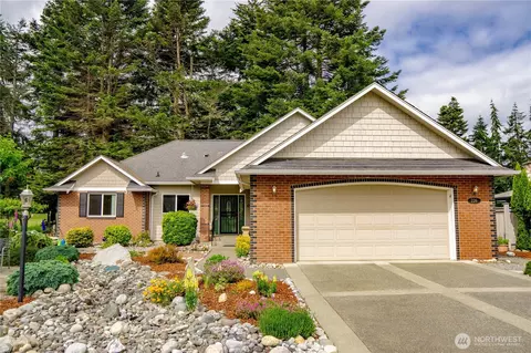 226 Hurricane Ridge Dr, Sequim, WA 98382
