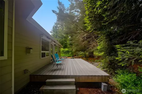 Exterior - 226 Hurricane Ridge Dr, Sequim, WA 98382 photo 8 of 10