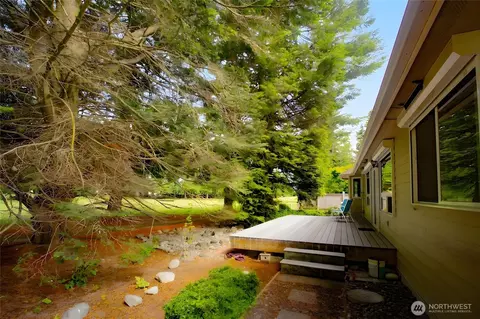 Exterior - 226 Hurricane Ridge Dr, Sequim, WA 98382 photo 2 of 10