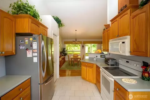 Kitchen - 226 Hurricane Ridge Dr, Sequim, WA 98382 photo 1 of 4