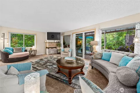 10430 Gravelly Lake Dr SW #40, Lakewood, WA 98499