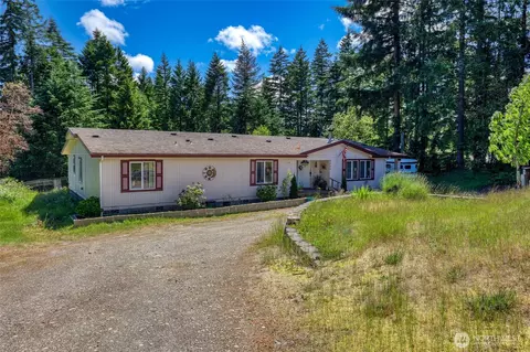 2026 SE Yakima St, Port Orchard, WA 98367