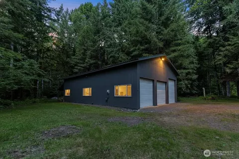 133 A Hinkle Tinkle, Packwood, WA 98361