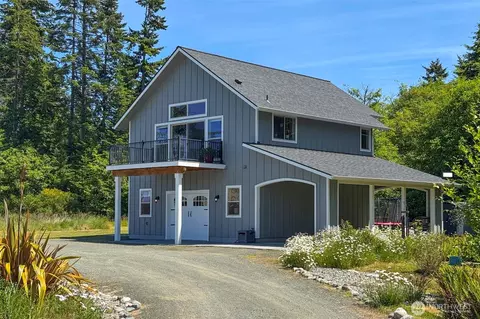 1117 Walker St, Port Angeles, WA 98363