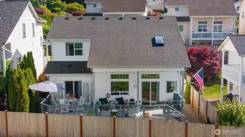 1215 113th Ave SE, Lake Stevens, WA 98258
