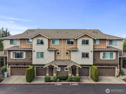 4600 NE 3rd Ln #E3, Renton, WA 98059