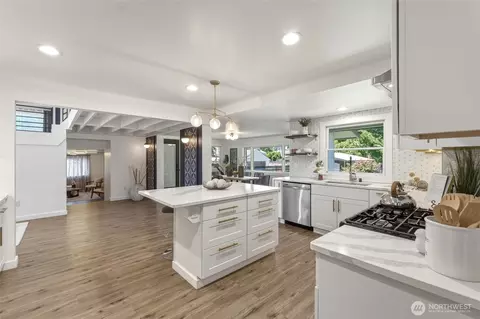 Kitchen - 21 N Bellevue Ave, Walla Walla, WA 99362 photo 6 of 6