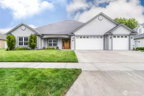 1966 Stillwater Dr, Walla Walla, WA 99362