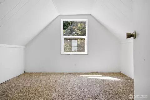 Bedroom - 6791 Noon Rd, Everson, WA 98247 photo 1 of 5