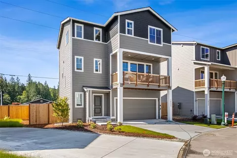 18527 SE 271st Ct, Covington, WA 98042