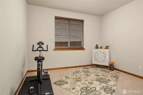Bedroom - 18430 42nd Ave SE, Bothell, WA 98012 photo 1 of 5