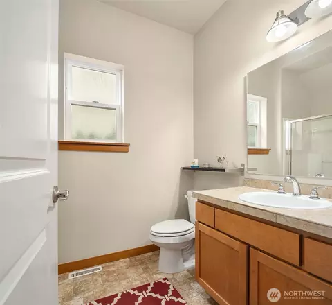 Bath - 18430 42nd Ave SE, Bothell, WA 98012 photo 1 of 3