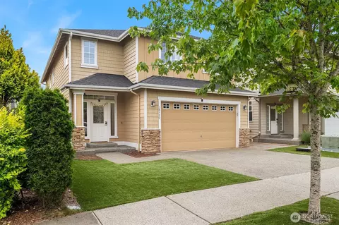 Exterior - 18430 42nd Ave SE, Bothell, WA 98012 photo 2 of 5