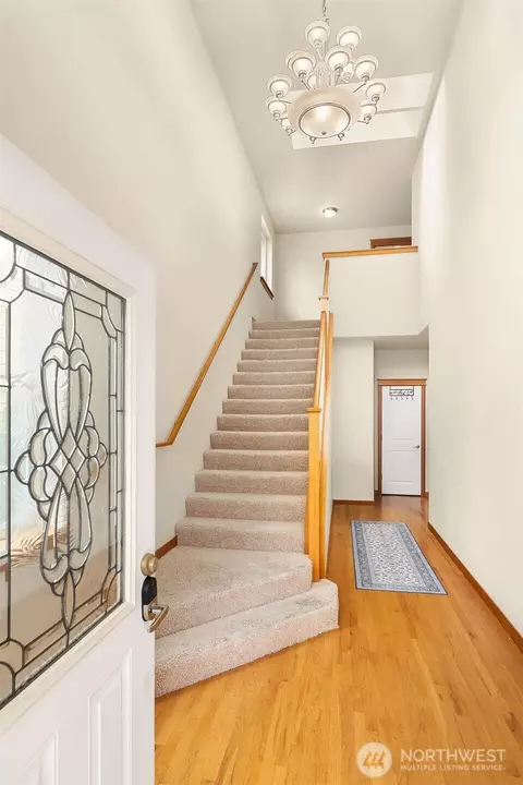 Entry Way - 18430 42nd Ave SE, Bothell, WA 98012 photo 2 of 3