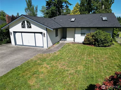 6015 Dexter Ave #A/B, Everett, WA 98203