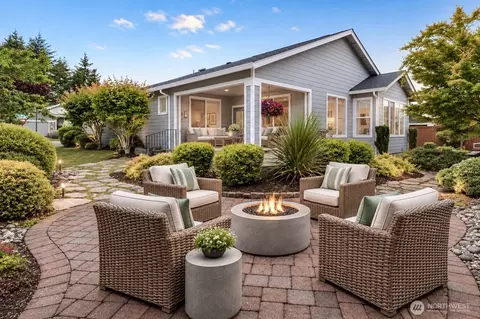 4740 Orcas St NE, Olympia, WA 98516