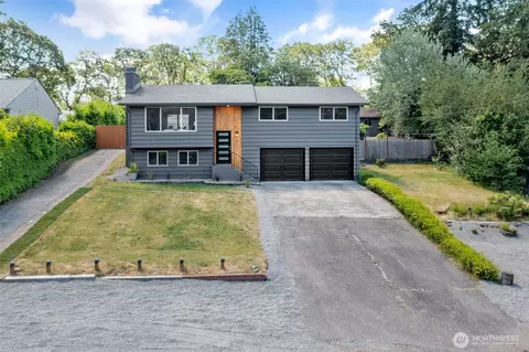 8712 Wildwood Ave SW, Lakewood, WA 98498