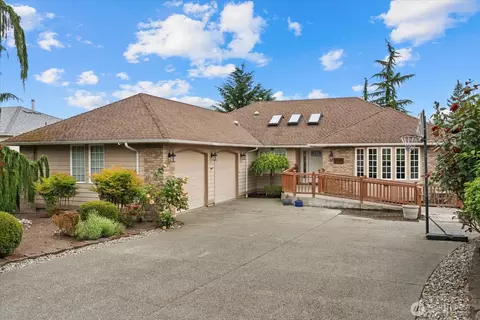 9100 189 Avenue Ct E, Bonney Lake, WA 98391