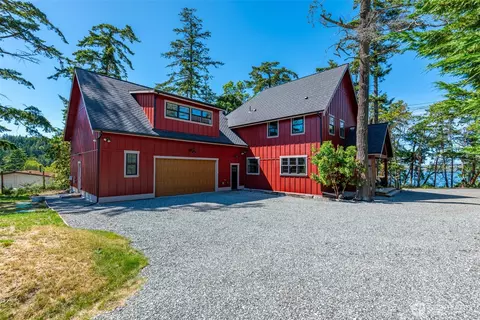 1863 Madrona Way, Coupeville, WA 98239