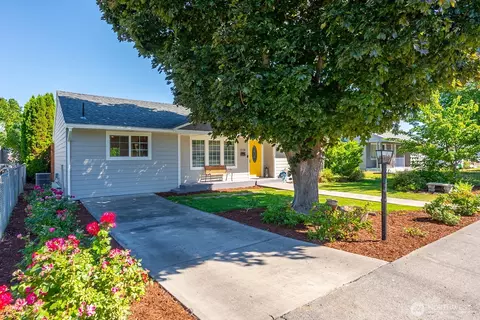 1238 D St SW, Ephrata, WA 98823