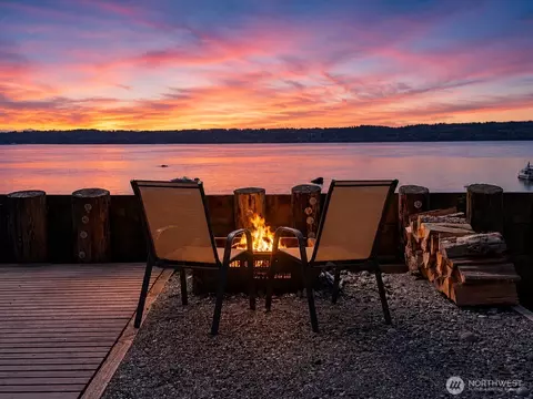 View/Area - 2 S Pilchuck Ave, Everett, WA 98206 photo 6 of 7