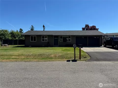 17665 SE 267th Pl, Covington, WA 98042