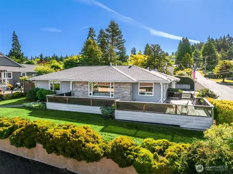 18420 Torgeson Ave NE, Poulsbo, WA 98370