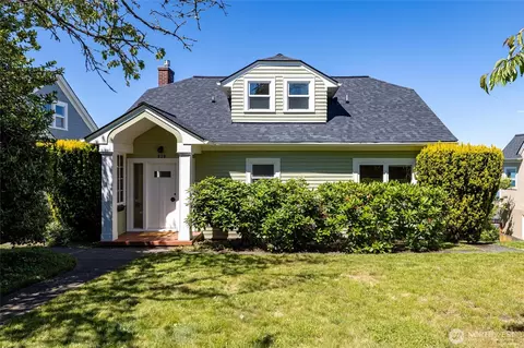 930 16th St, Bellingham, WA 98225
