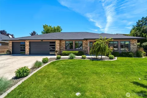 2643 Molten Ct, Walla Walla, WA 99362
