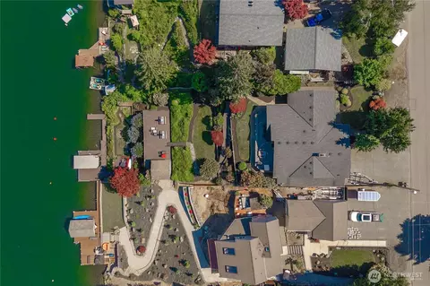 3605 Lakeridge Dr E, Lake Tapps, WA 98391