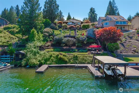 3605 Lakeridge Dr E, Lake Tapps, WA 98391