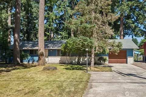 1038 Skyridge St SE, Lacey, WA 98503