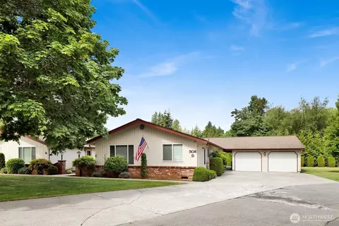 508 Forest Cir #4C, Lynden, WA 98264