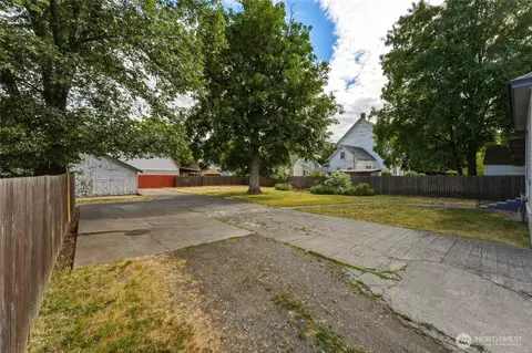 Exterior - 214 Eagan St, Walla Walla, WA 99362 photo 6 of 11