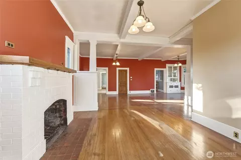 Living - 214 Eagan St, Walla Walla, WA 99362 photo 4 of 7