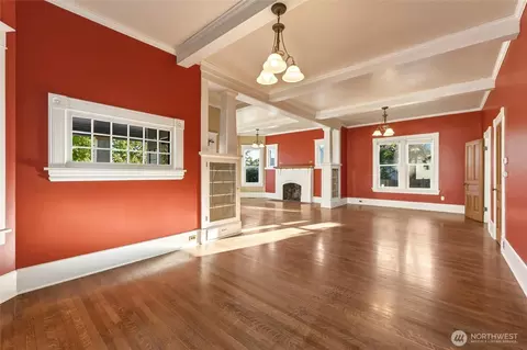 Living - 214 Eagan St, Walla Walla, WA 99362 photo 6 of 7