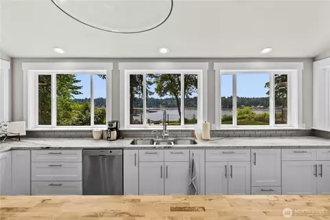 Kitchen - 458 E Stretch Island Rd S, Grapeview, WA 98546 photo 2 of 4