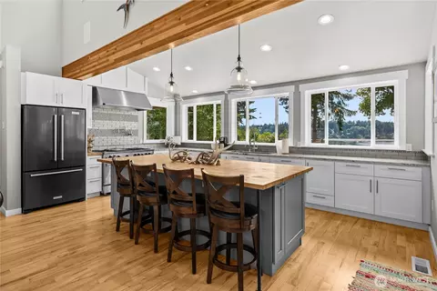 Kitchen - 458 E Stretch Island Rd S, Grapeview, WA 98546 photo 1 of 4