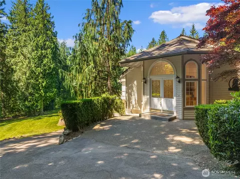 20843 SE 123rd St, Issaquah, WA 98027