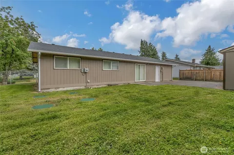 Exterior - 17002 6th Ave E, Spanaway, WA 98387 photo 4 of 4
